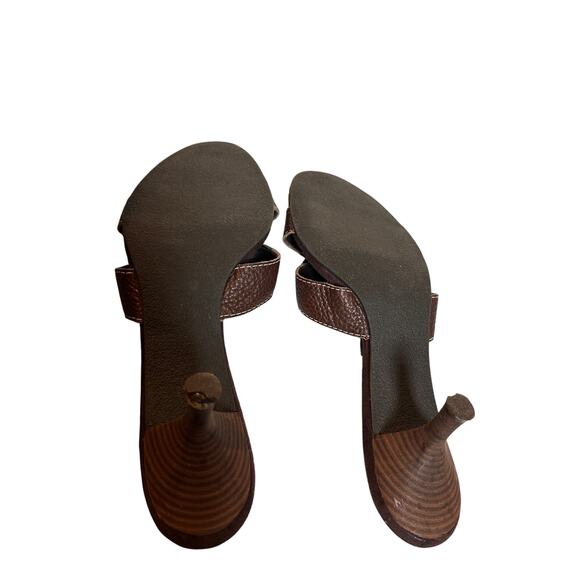Dr. Scholl's Size 9 Brown Aztec Leather Kitten Heel Boho Sandals Vacation FLAWED - Picture 10 of 12